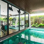The Cityscape Langsuan By Favstay