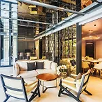 The Cityscape Langsuan By Favstay
