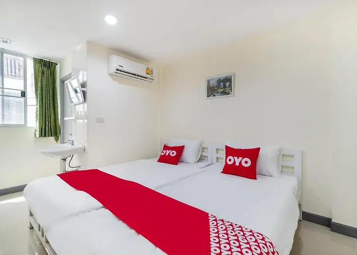 Oyo 439 Bed & Bus