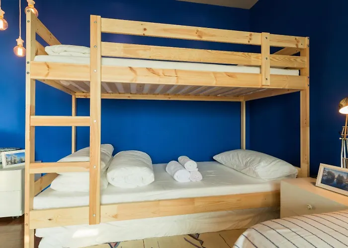 Sukhumvit Boutique Suite : Soi 13/ 10Min. From Bts Nana Station