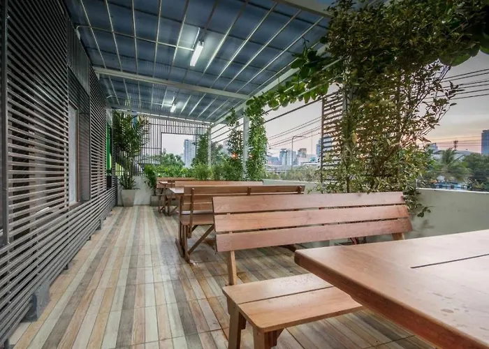 Cozy At 9 Hotel And Kitchen