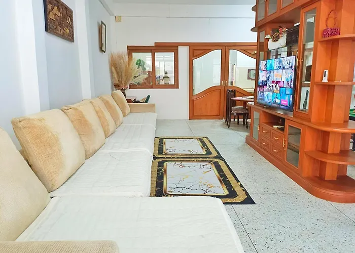 Entire House For 16 People - Walking Distance From Bts Onnut