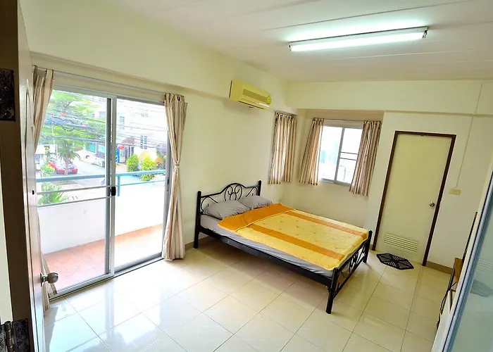 Modern Place Apartment
