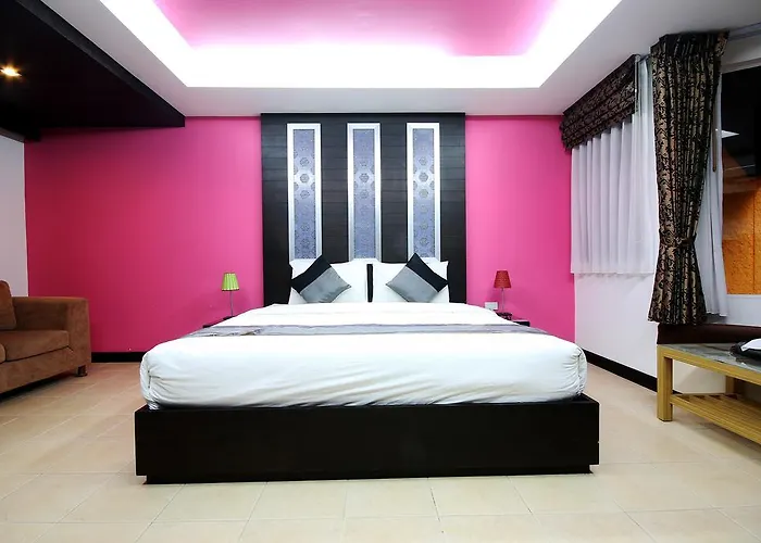 Oasis Inn Bangkok