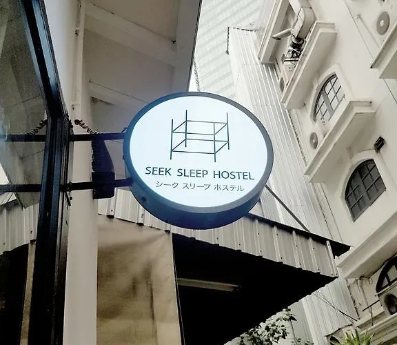 Seek Sleep Hostel