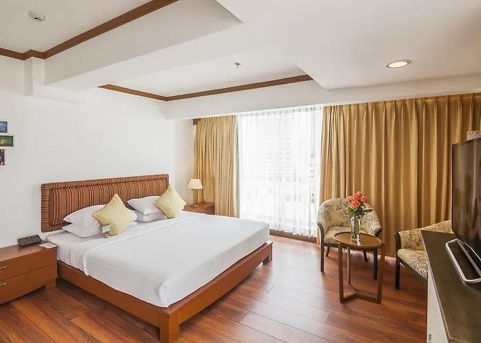 Silom City Hotel