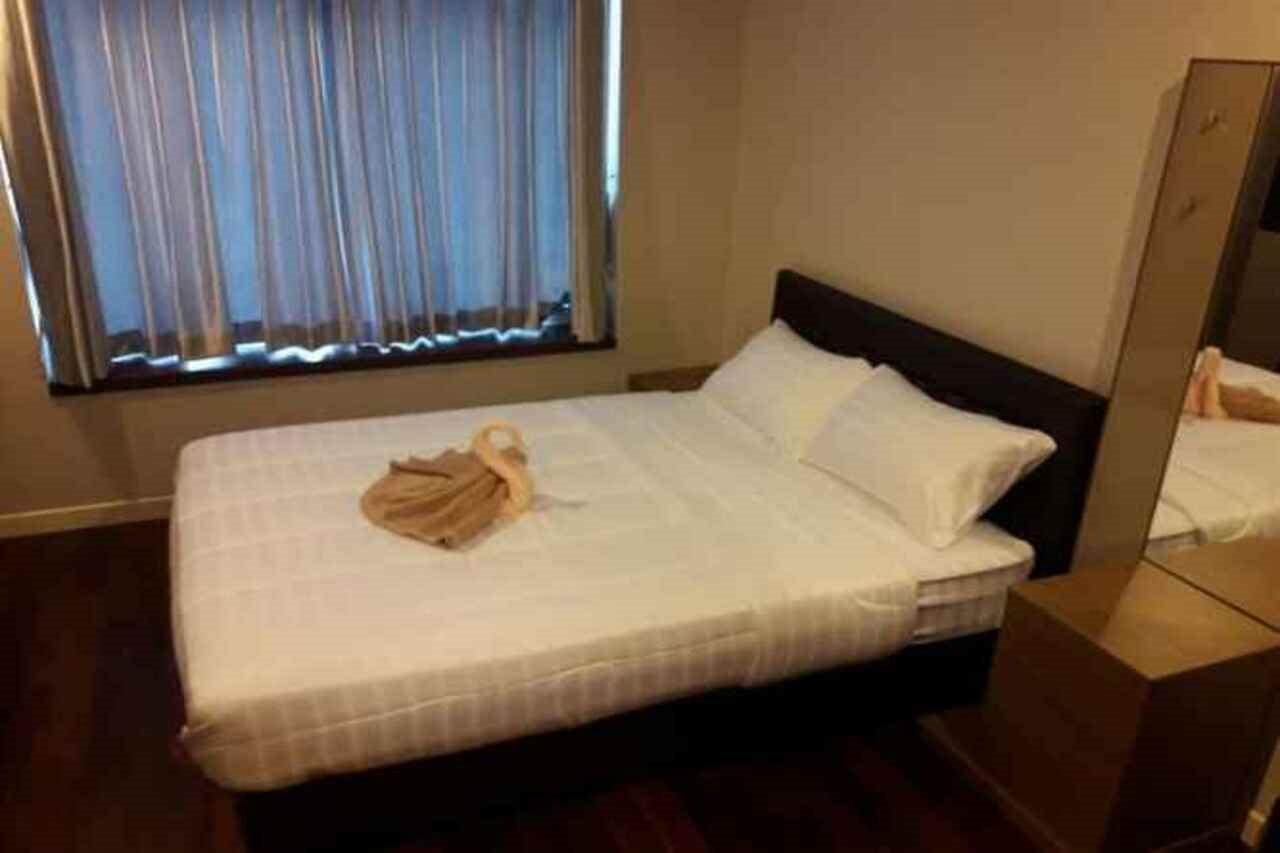 High Floor Near Petchaburi Mrt Hotel