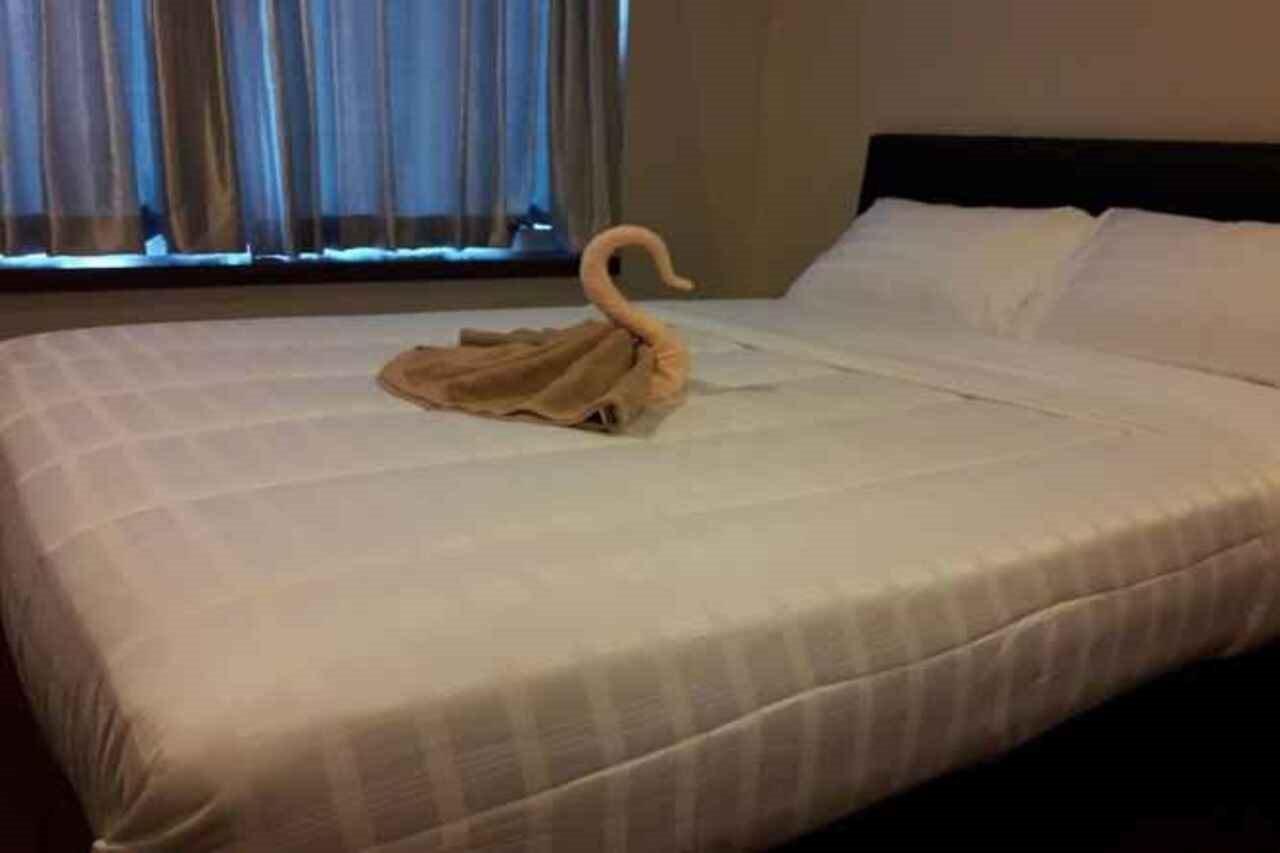 Hotel High Floor Near Petchaburi Mrt Bangkok