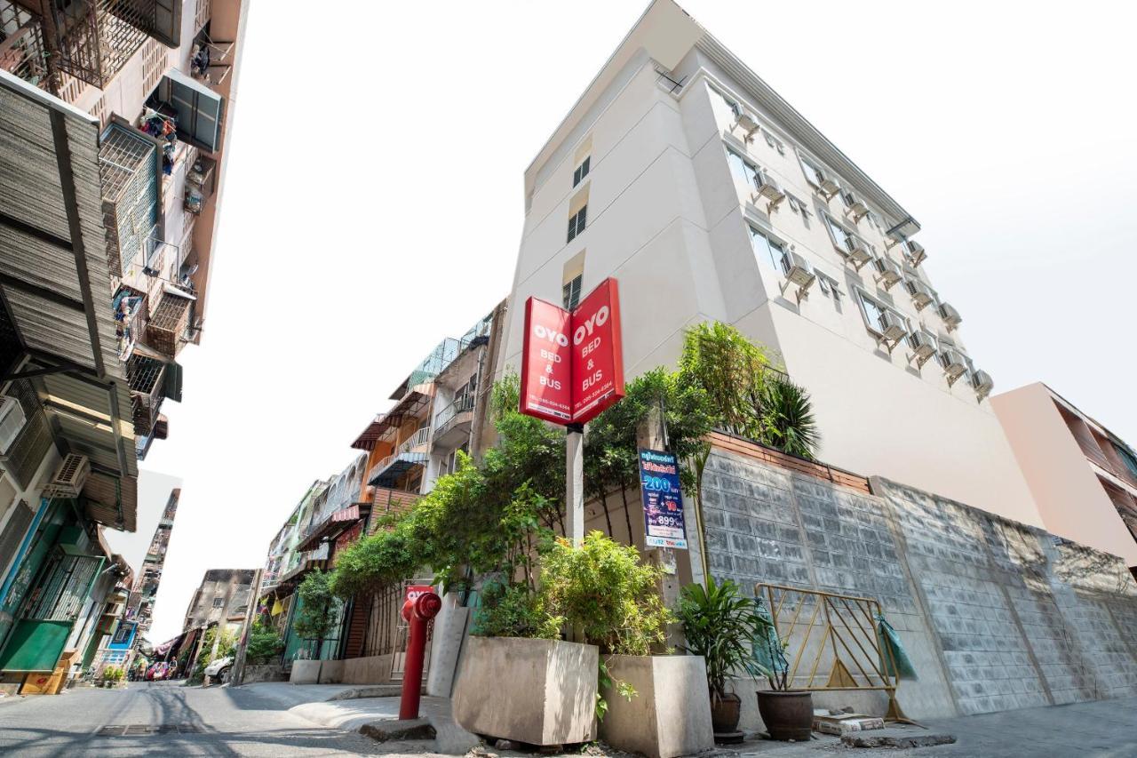 Oyo 439 Bed & Bus Hotel Bangkok