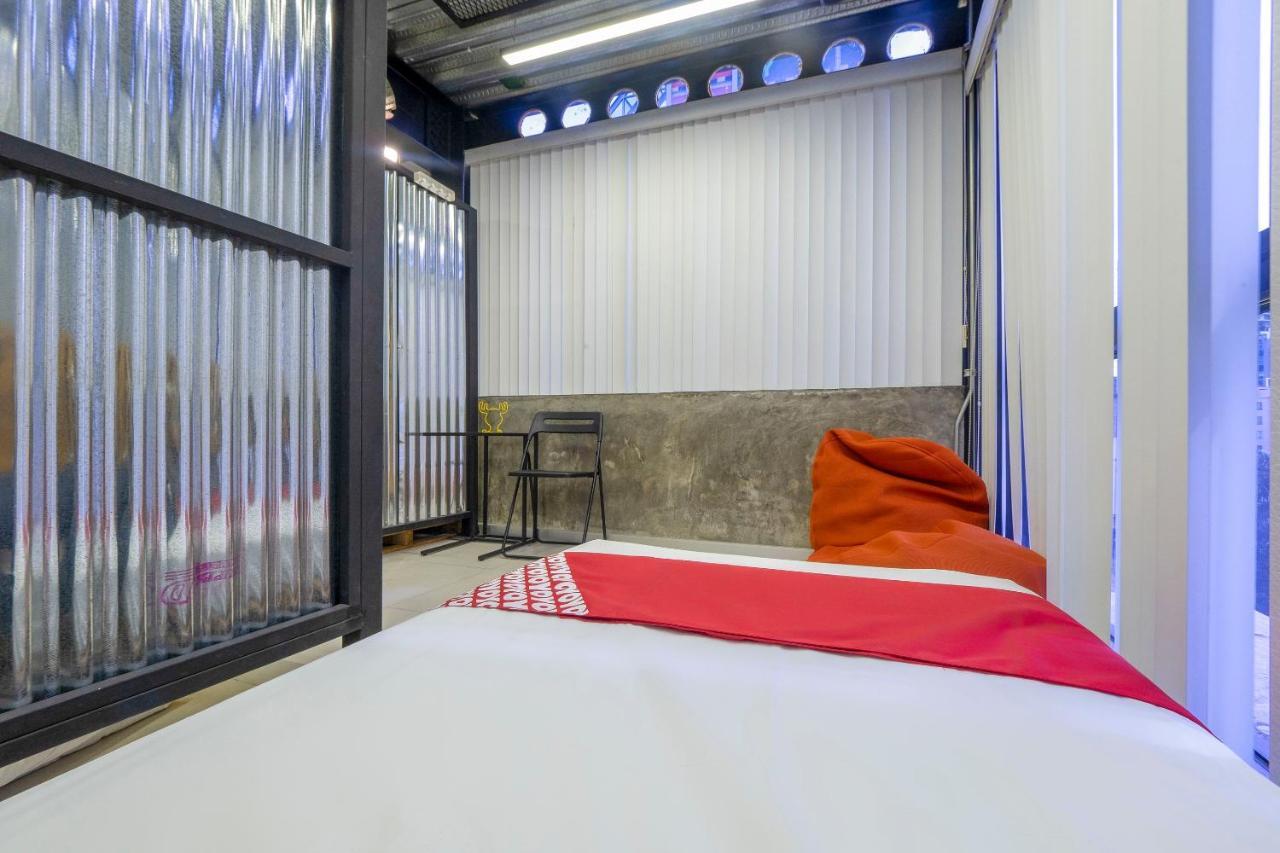 Oyo 1084 Guyasuka Ratchada Hotel 2*