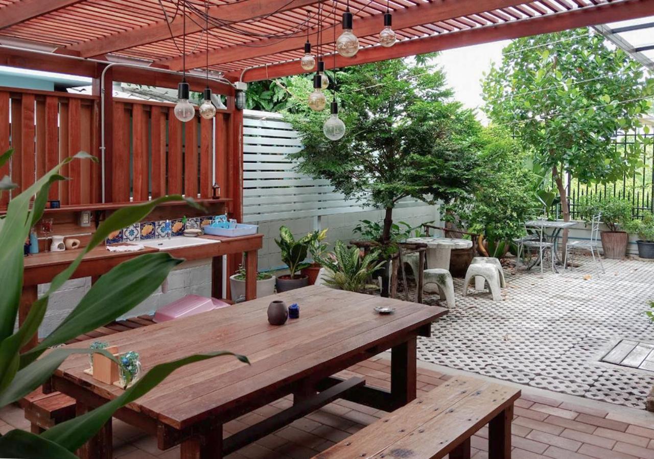 Liaw Base House Asrama Bangkok