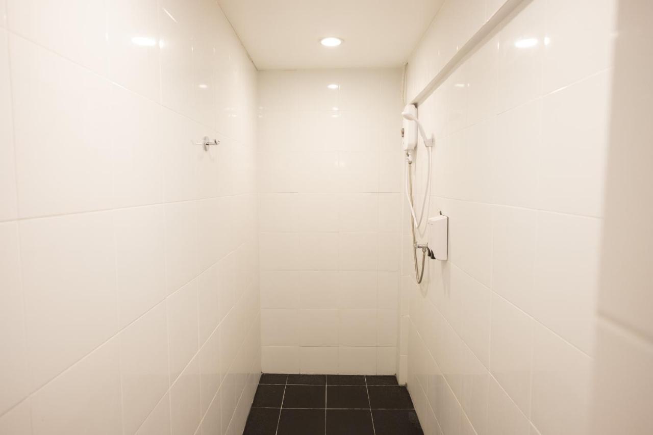 Hostal Petra Poshtel Donmuang Bangkok