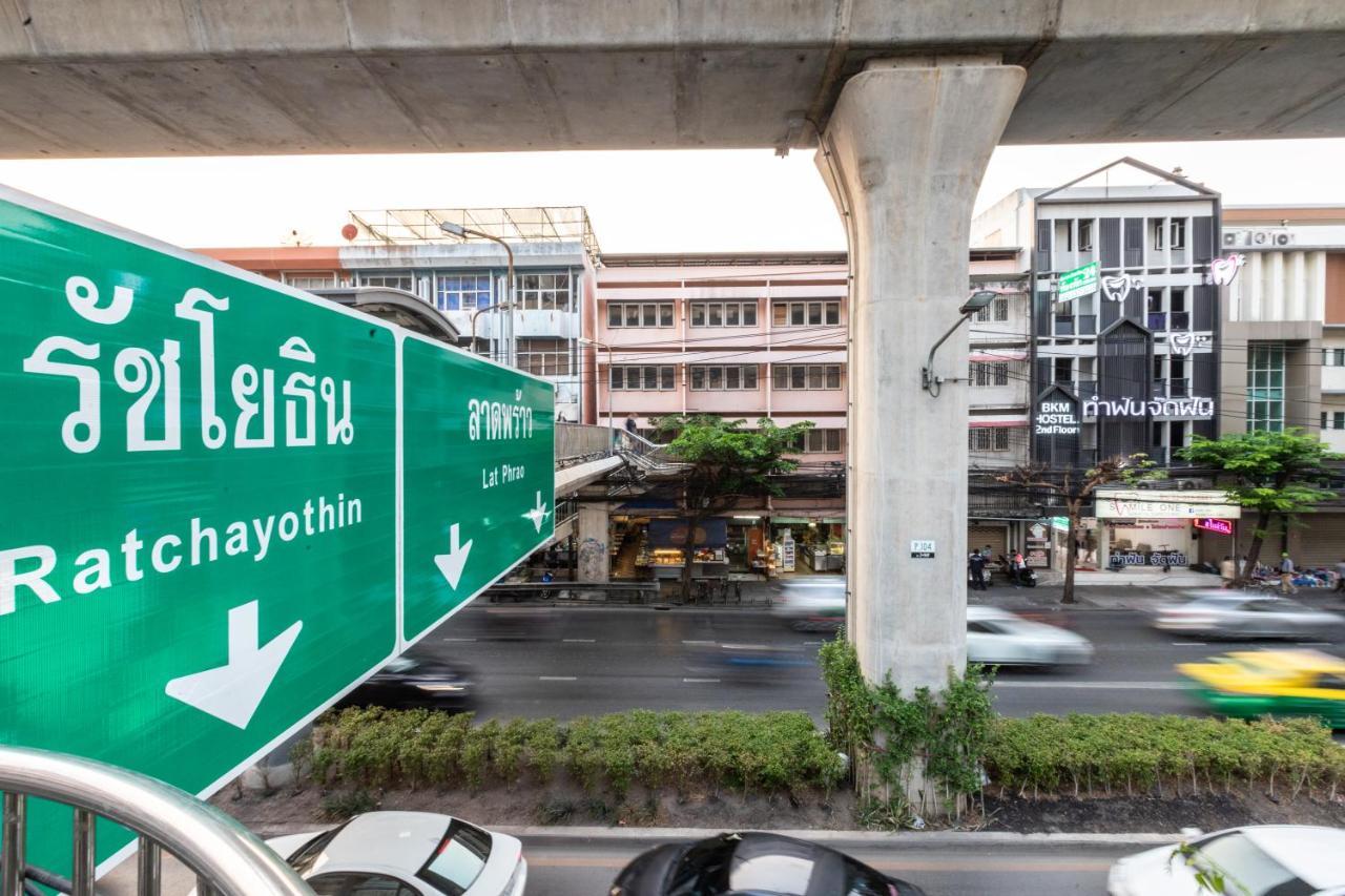 Asrama Baan Kun Mhor บ้านคุณหมอโฮสเทล Bangkok