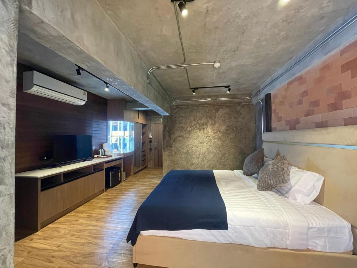 Khách sạn Loft122 *