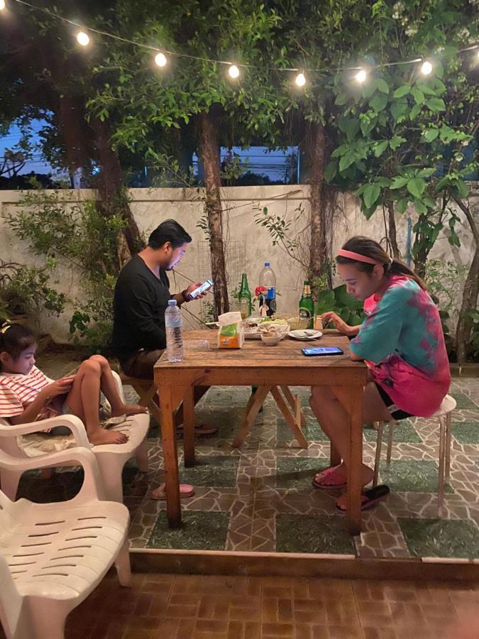 Hospedagem domiciliar บ้านแบ่งห้องให้พัก บ้านยูกเฮม วิวทะเลสาบ รู้สึกเหมือนบ้านเพื่อน *