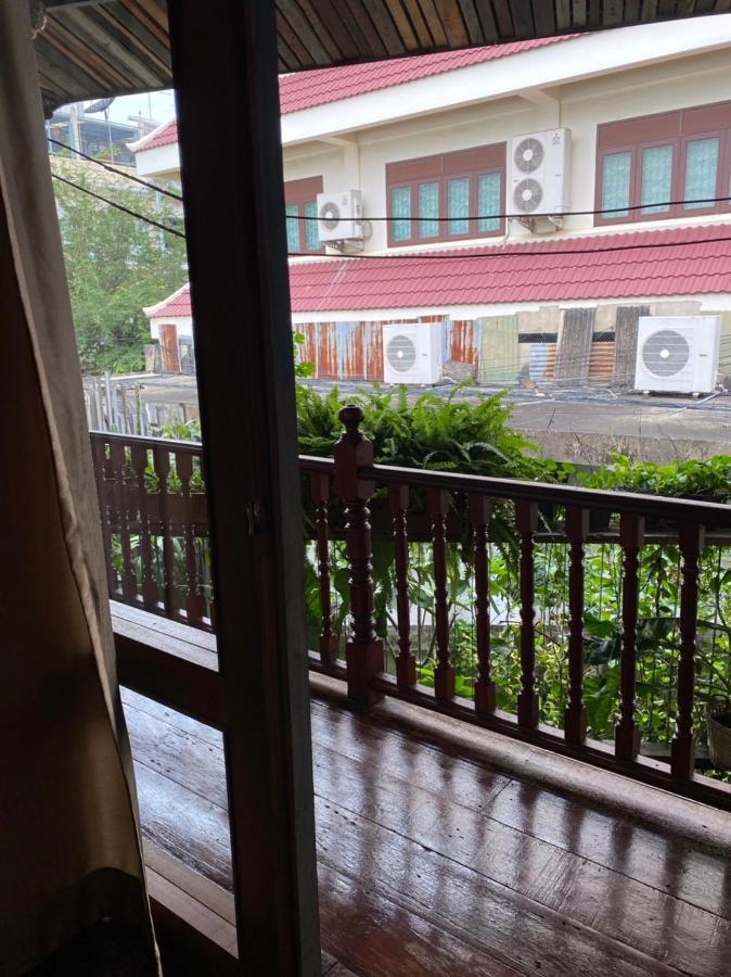 Hostel Dhammachard1608 ธรรมชาติ1608 Bangkok