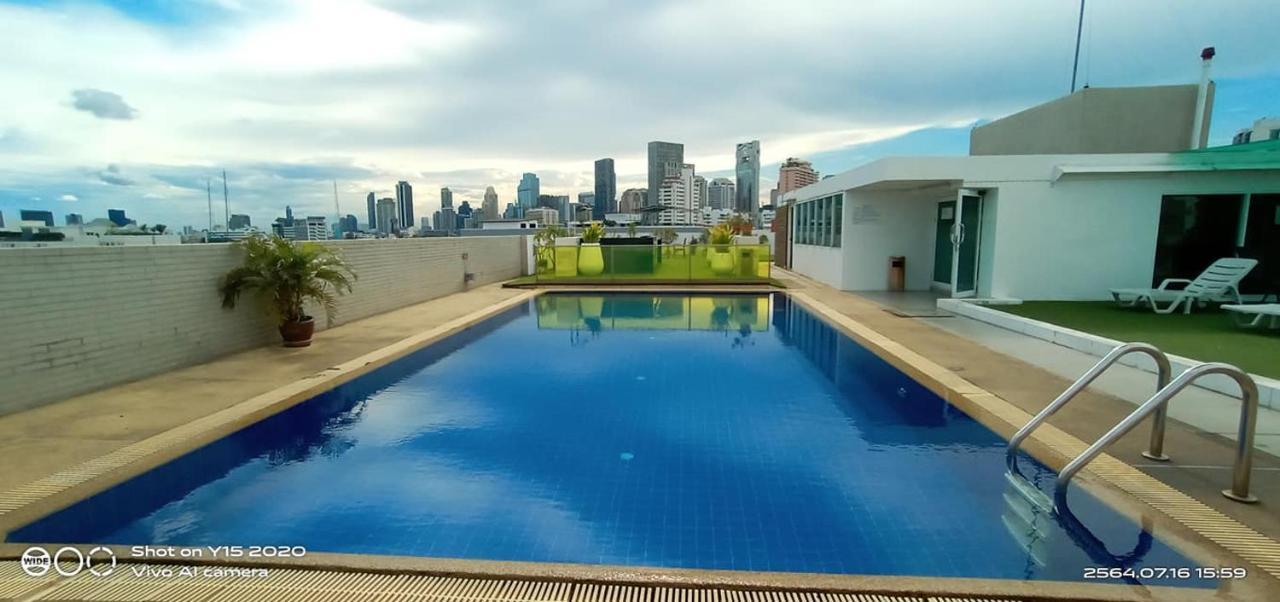 The Tivoli 3* Bangkok