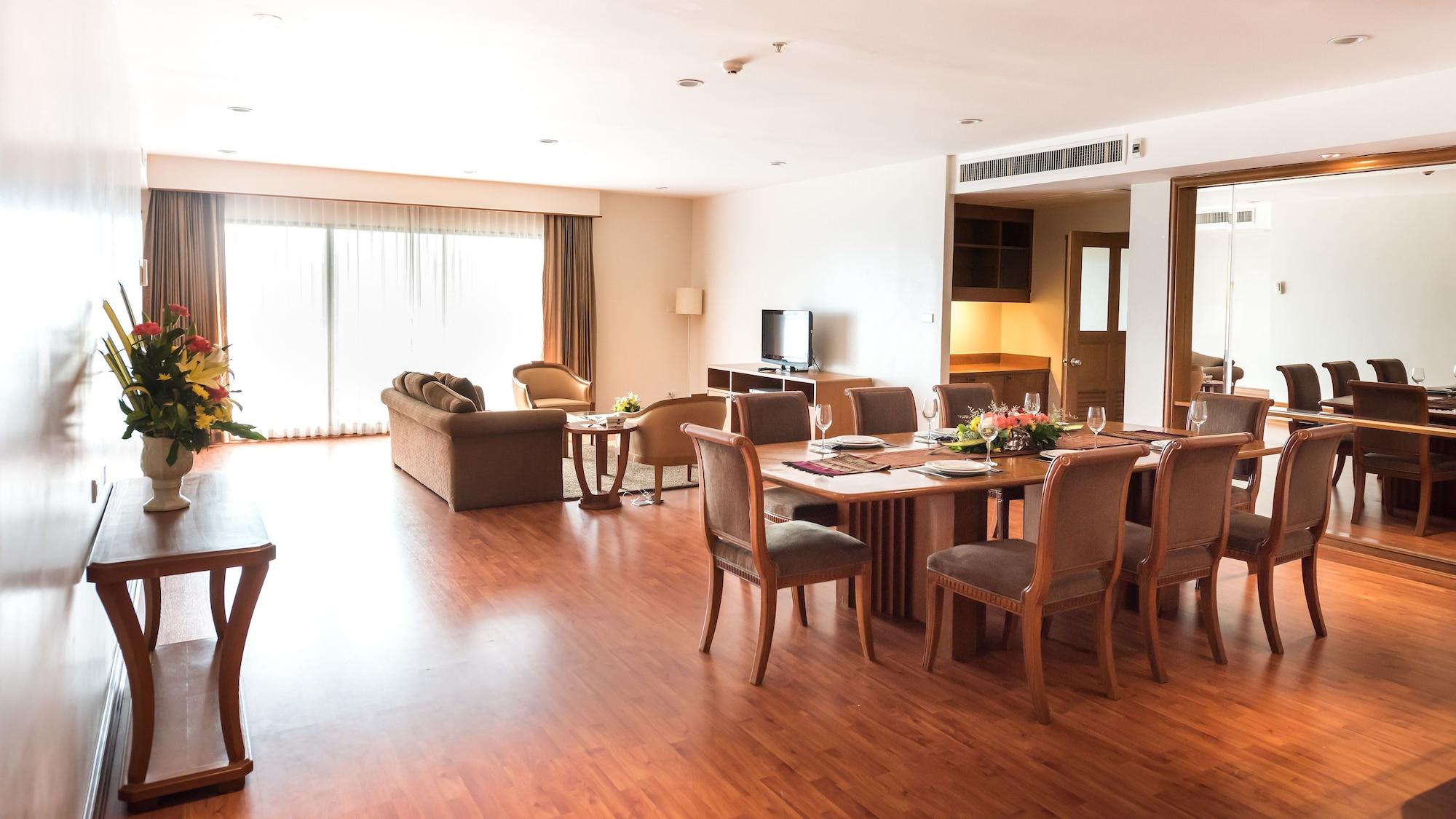 Somerset Park Suanplu Apartment Bangkok