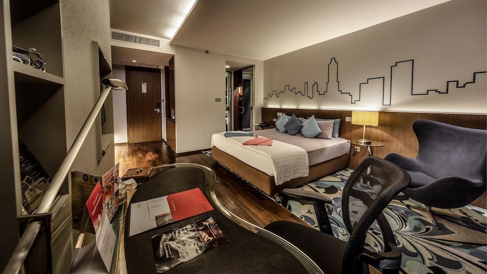 Galleria Sukhumvit 10 By Compass Hospitality Hotel 4*