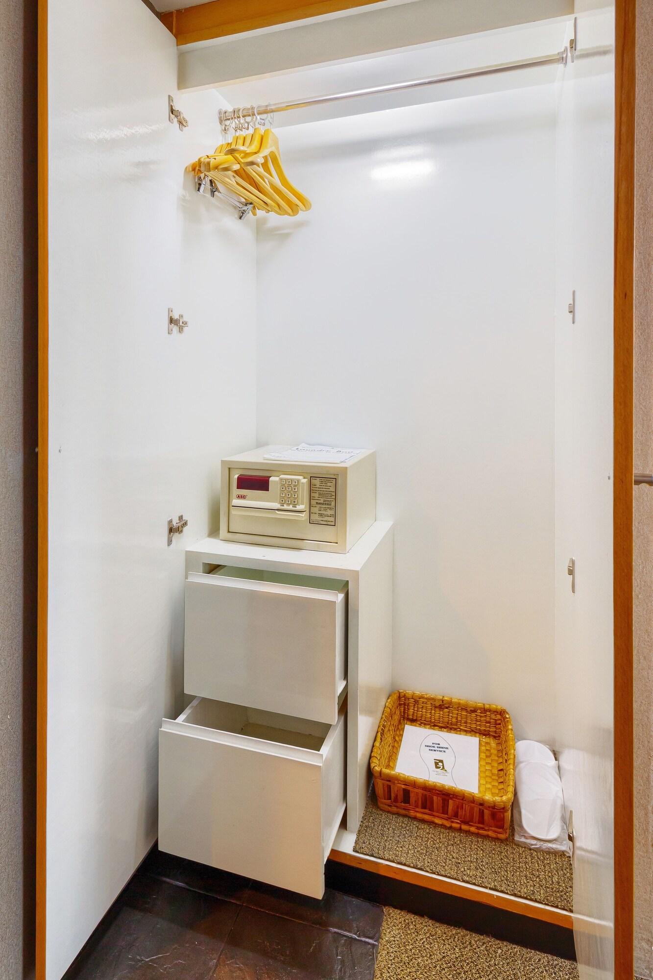 Gold Orchid Hotel