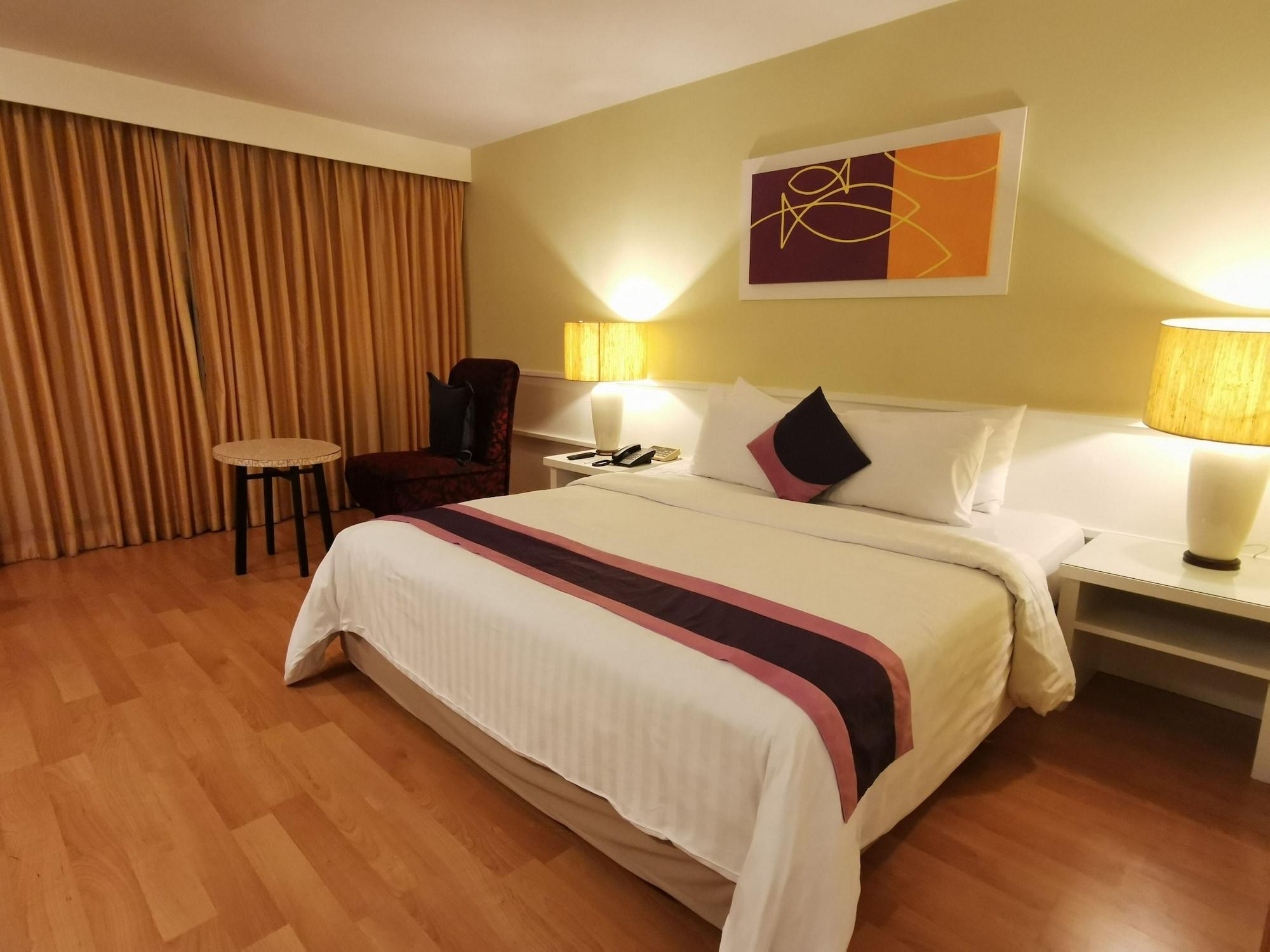 Tongtara Riverview 4* Banguecoque