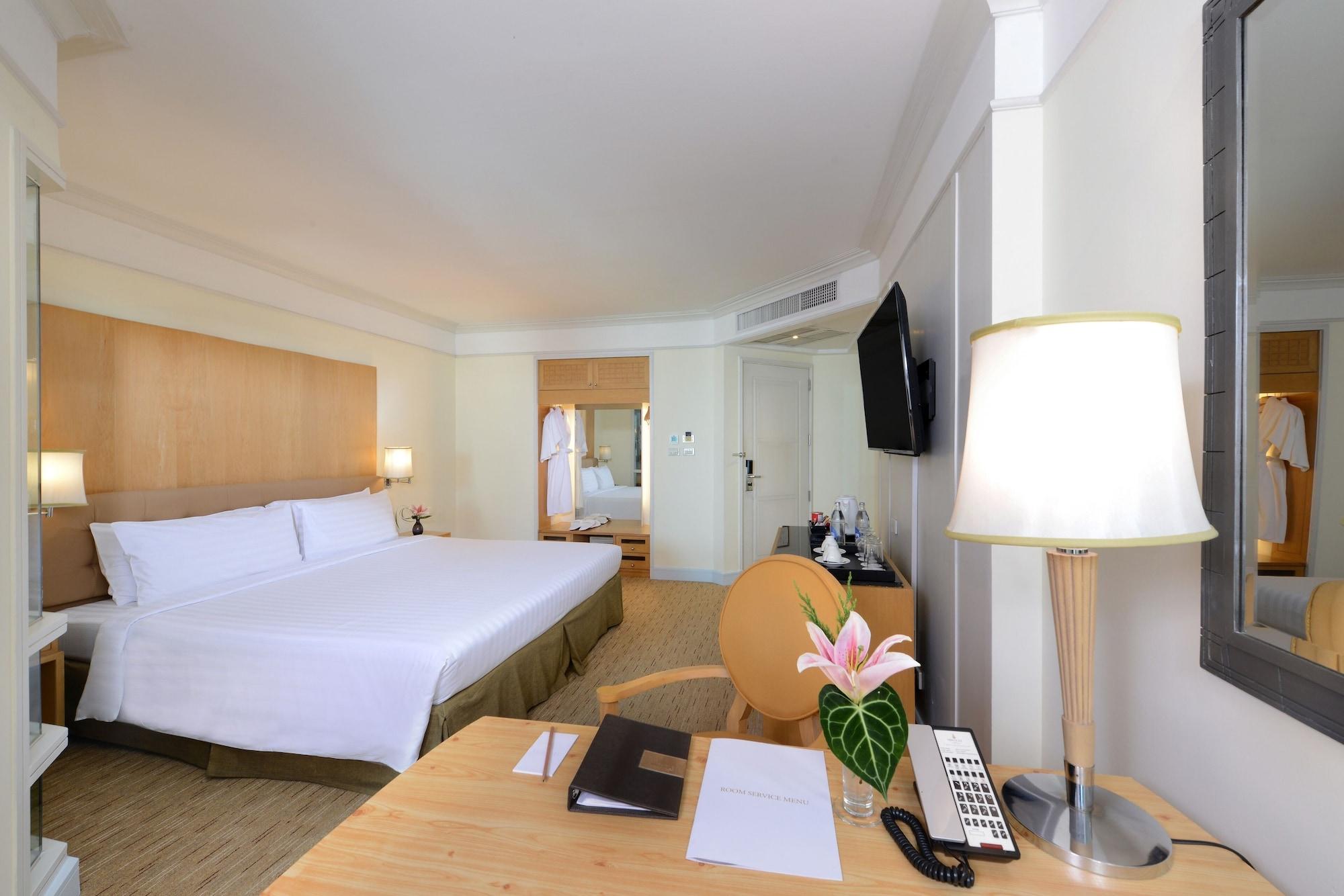 Hotel Miracle Grand Convenciones 4*