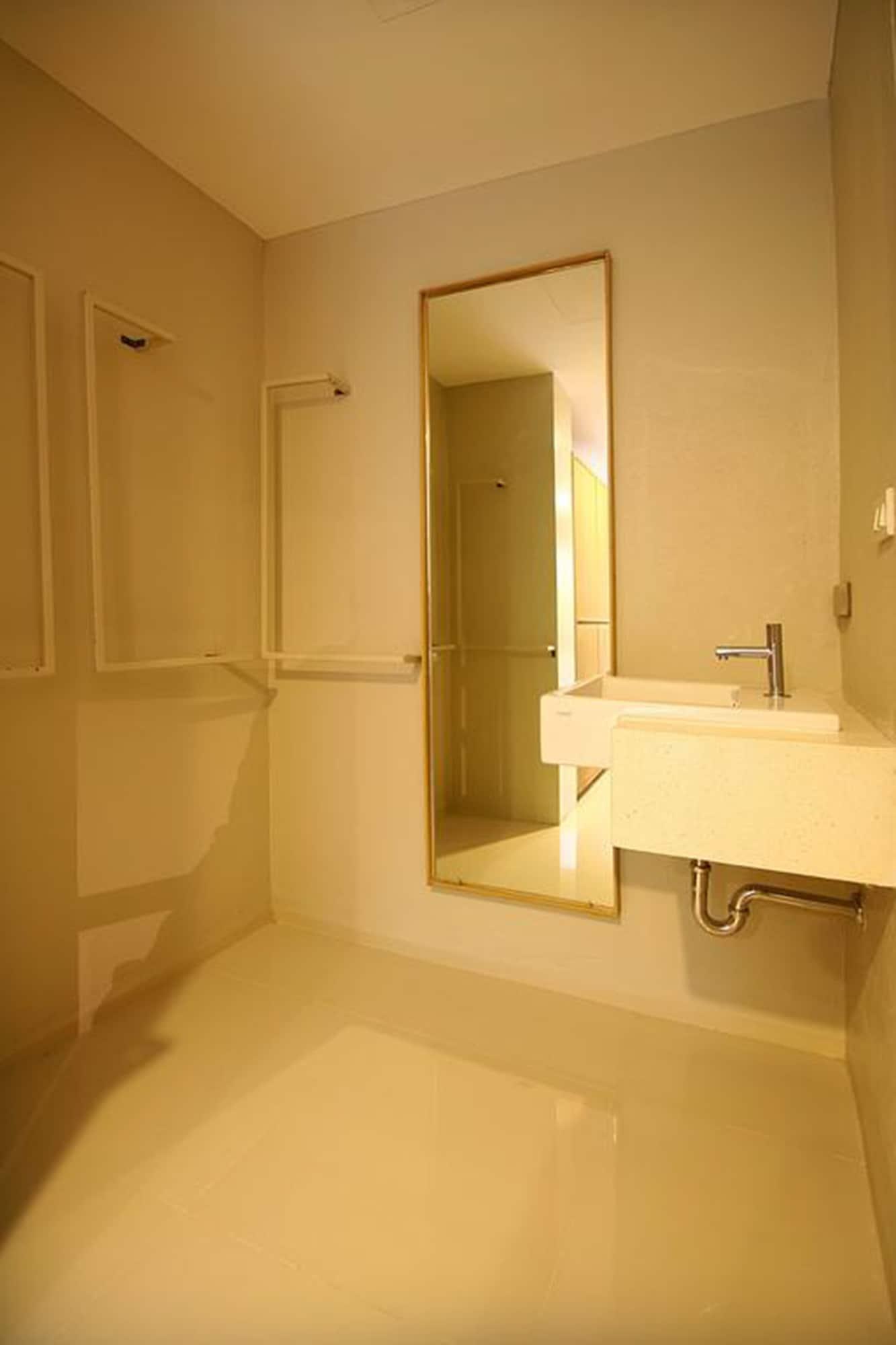 Chern Hostal