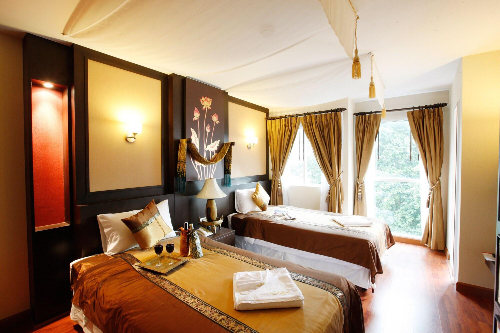 Mirth Sathorn Hotel