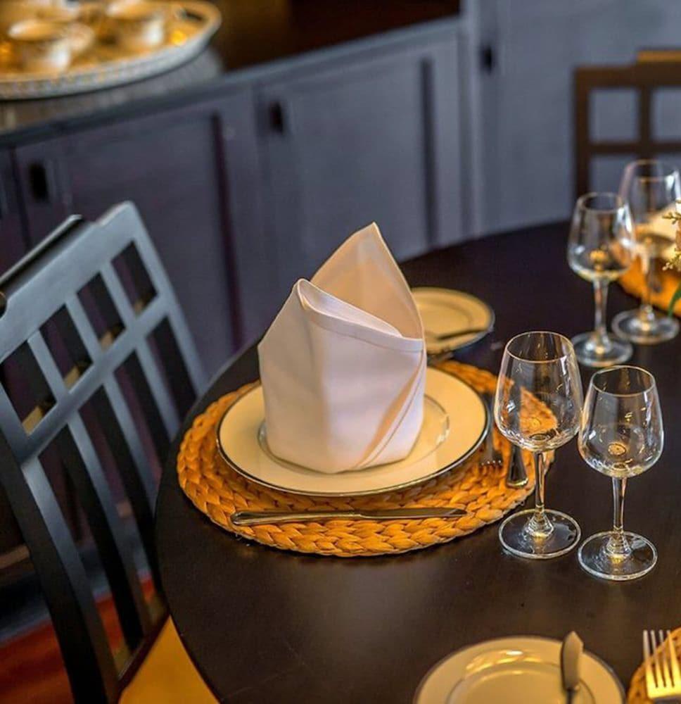 Khách sạn Pantip Bangkok
