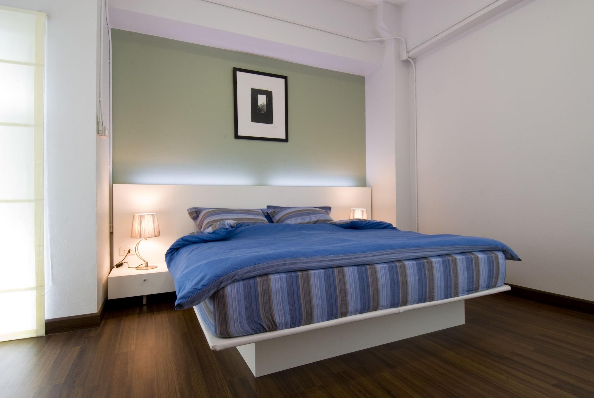 T Series Place Serviced Aparthotel Bangkok