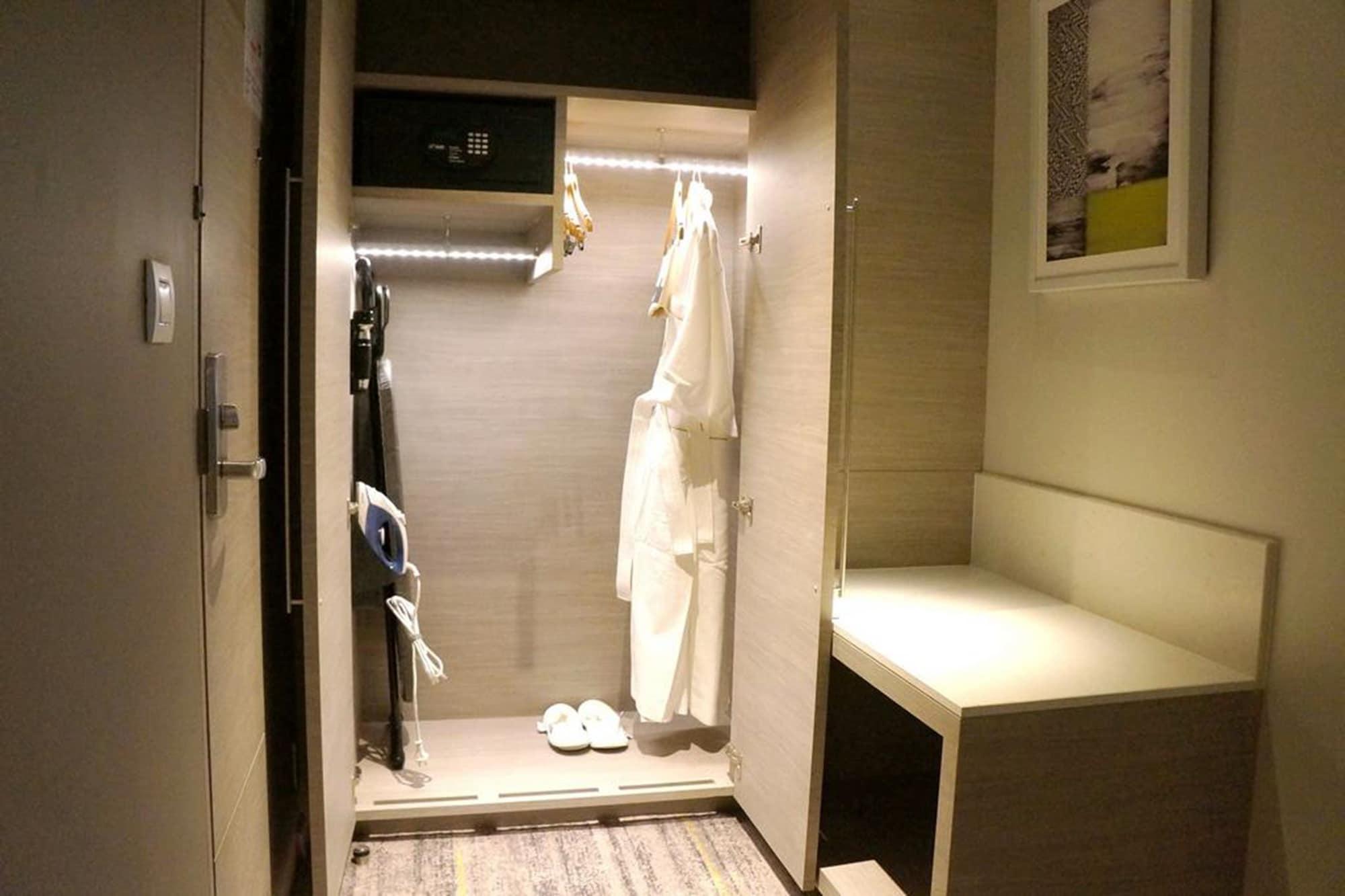 Hyatt Place Sukhumvit - Sha Extra Certified