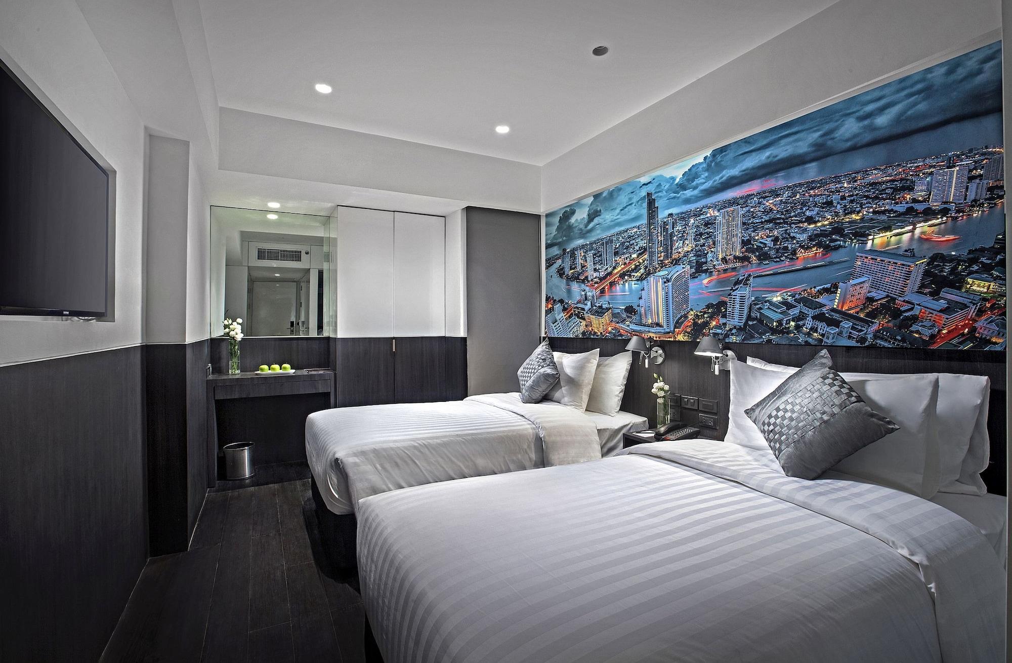 Galleria 12 Sukhumvit By Compass Hospitality Khách sạn 4*