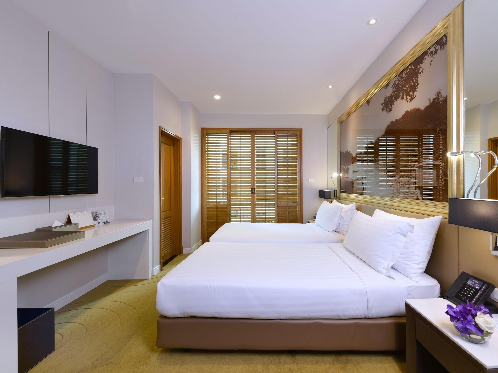 Grande Centre Point Ploenchit Hotel