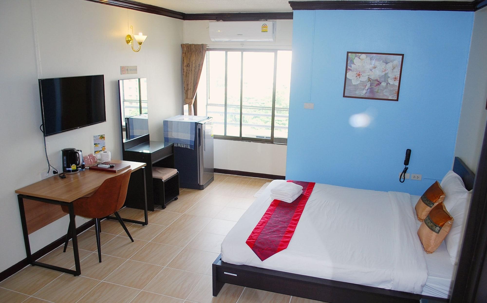 Aparthotel Witchuwan Apartel 3*