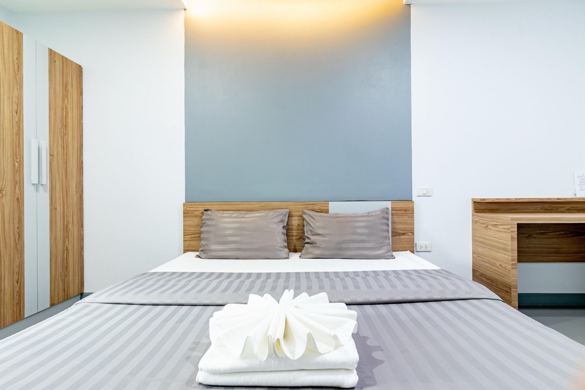 Hotel Bewish Bangphlat Bangkok