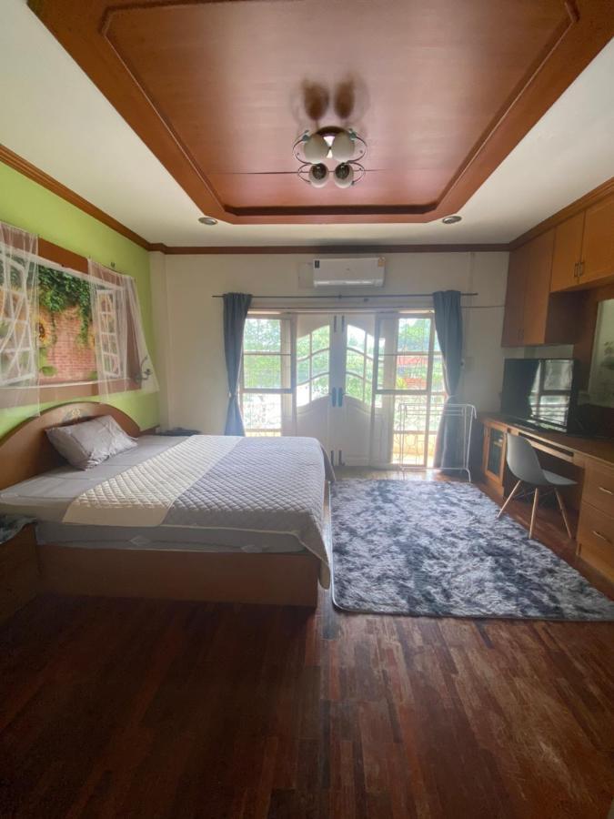 Hospedagem domiciliar บ้านแบ่งห้องให้พัก บ้านยูกเฮม วิวทะเลสาบ รู้สึกเหมือนบ้านเพื่อน