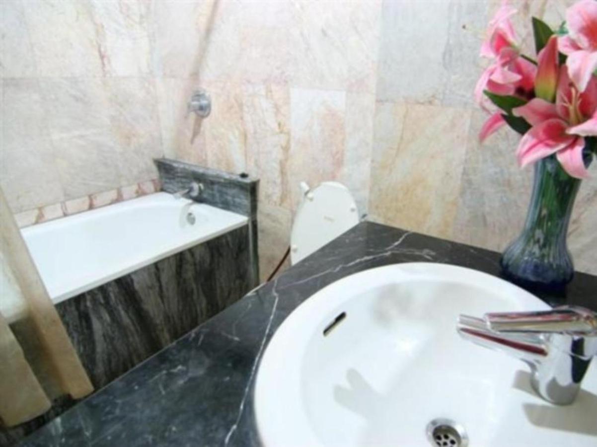 13 Coins Airport Ngam Wong Wan - Domestic Hotel 3*