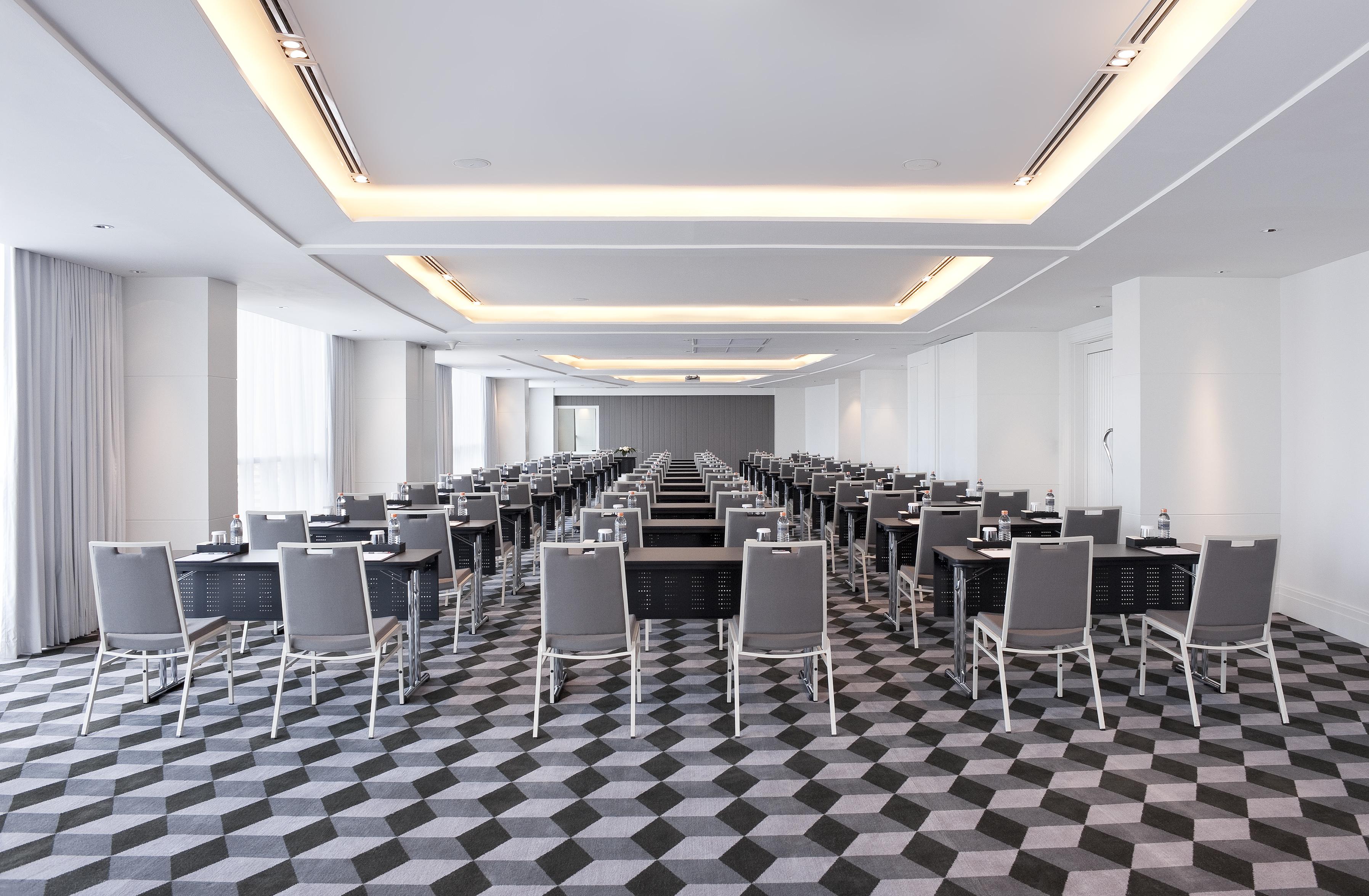 Hotel Pullman G 5*