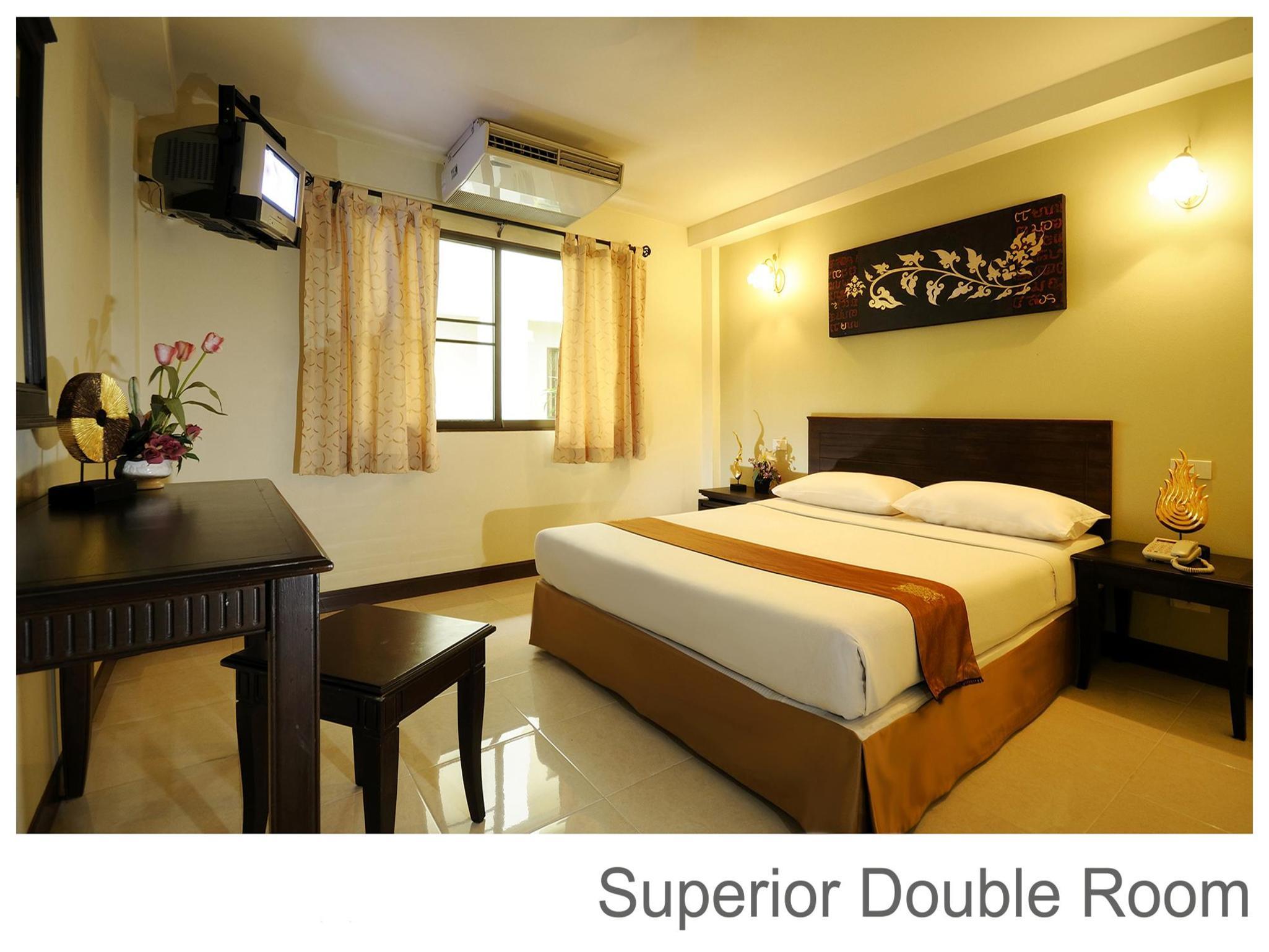 Rambuttri Village Plaza Herberg 3*