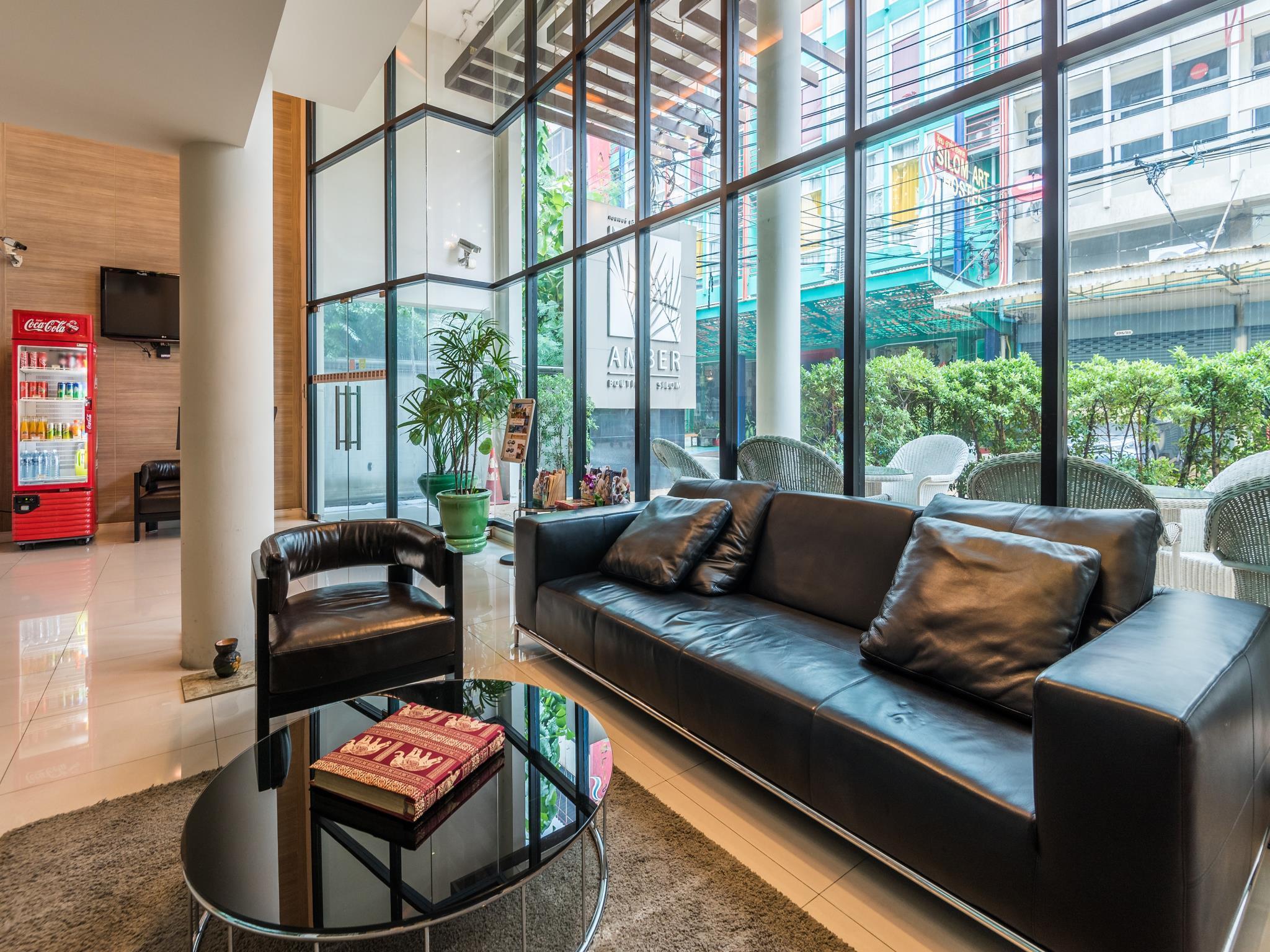 Amber Boutique Silom Khách sạn 3*