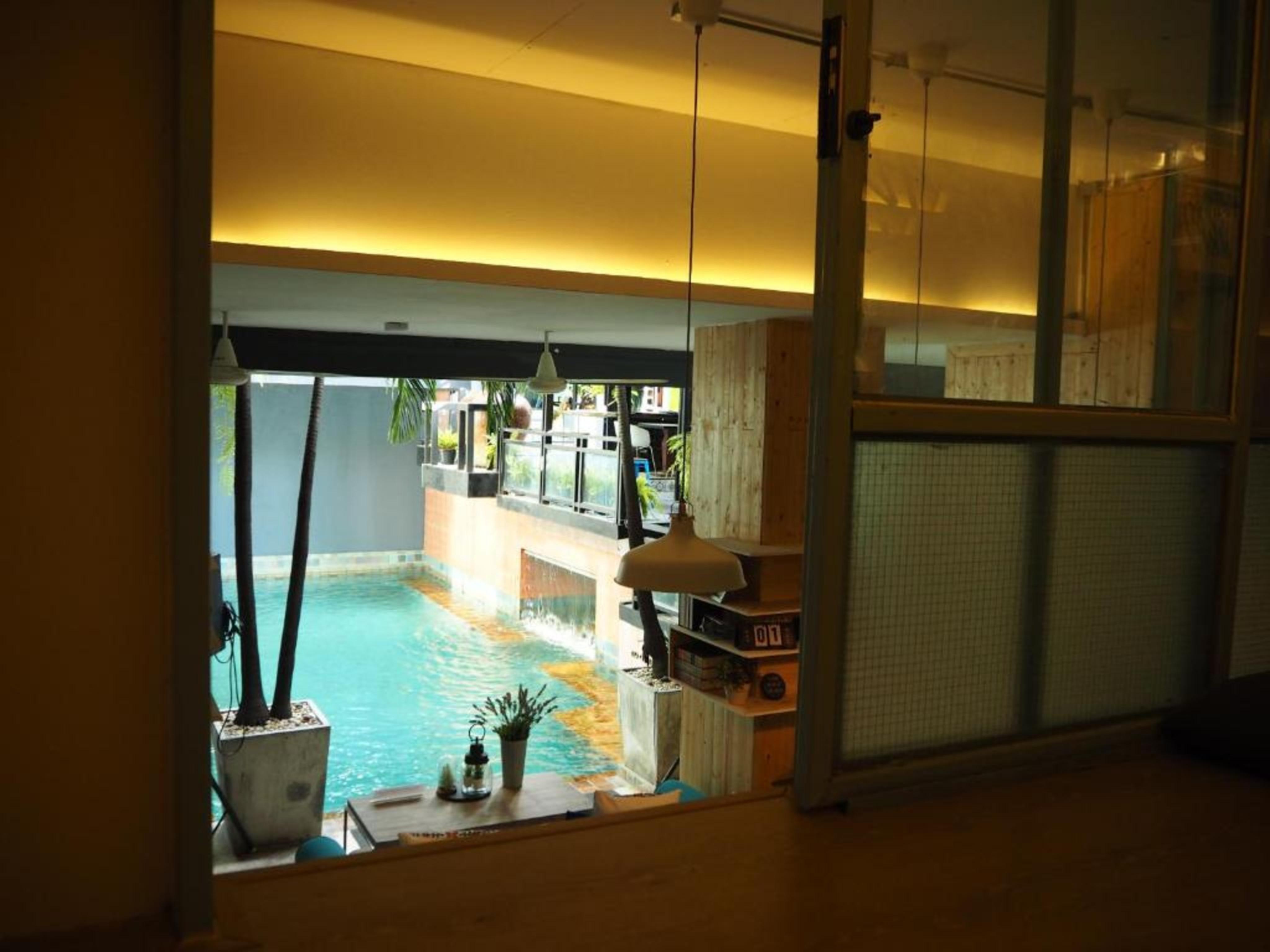 Blu Ari Stylish Gay Poshtel 2* Bangkok