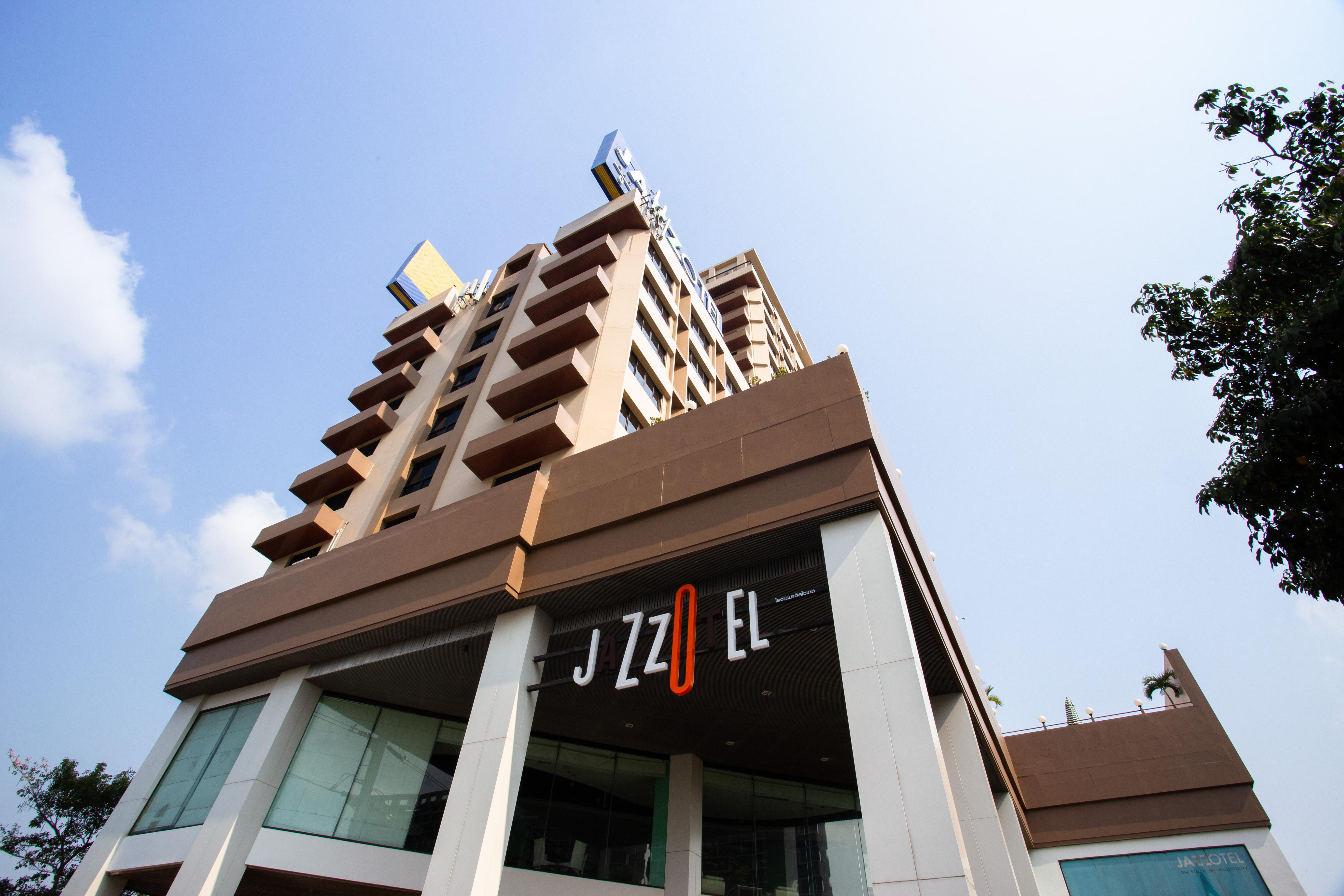Khách sạn Jazzotel
