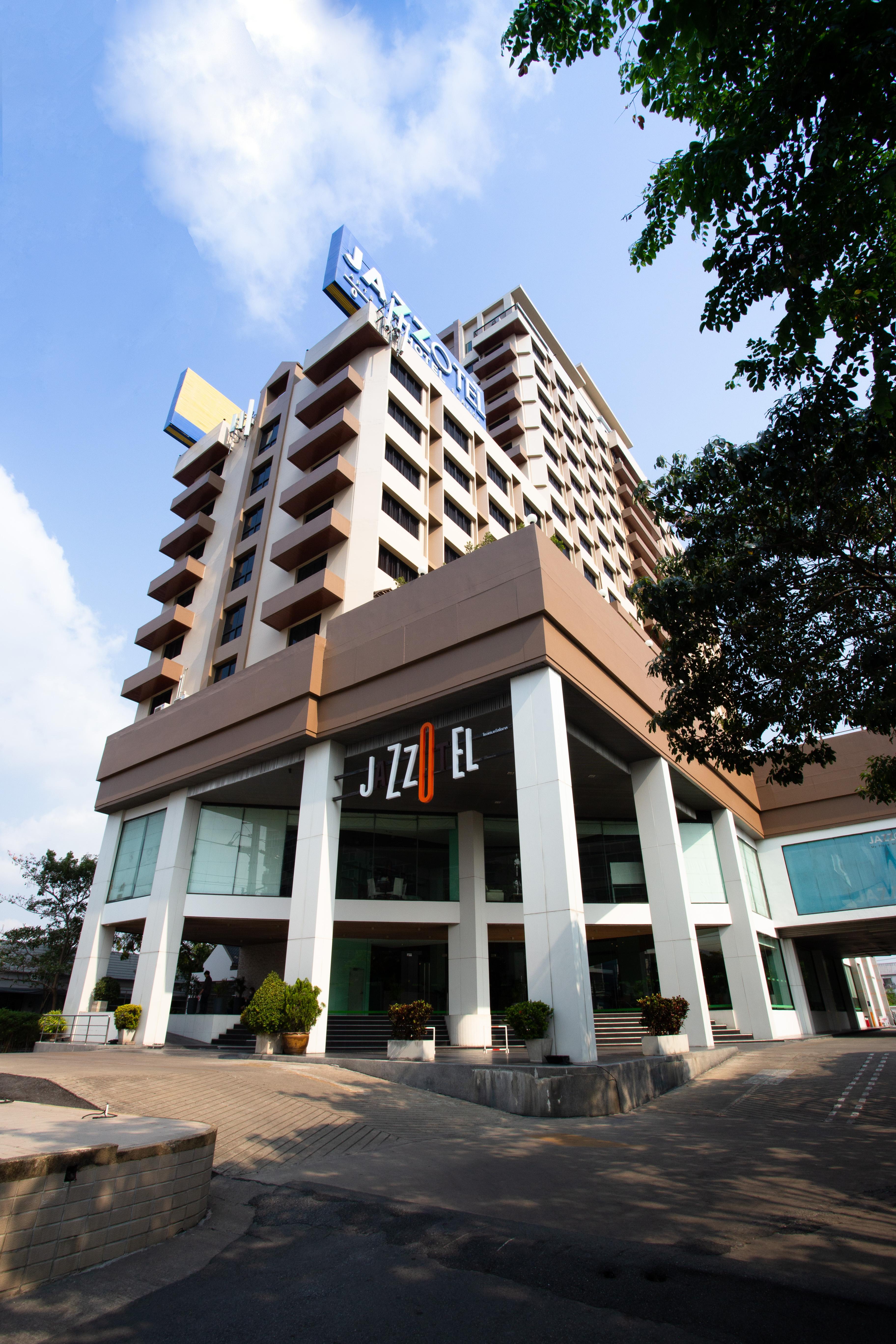 Khách sạn Jazzotel 4*