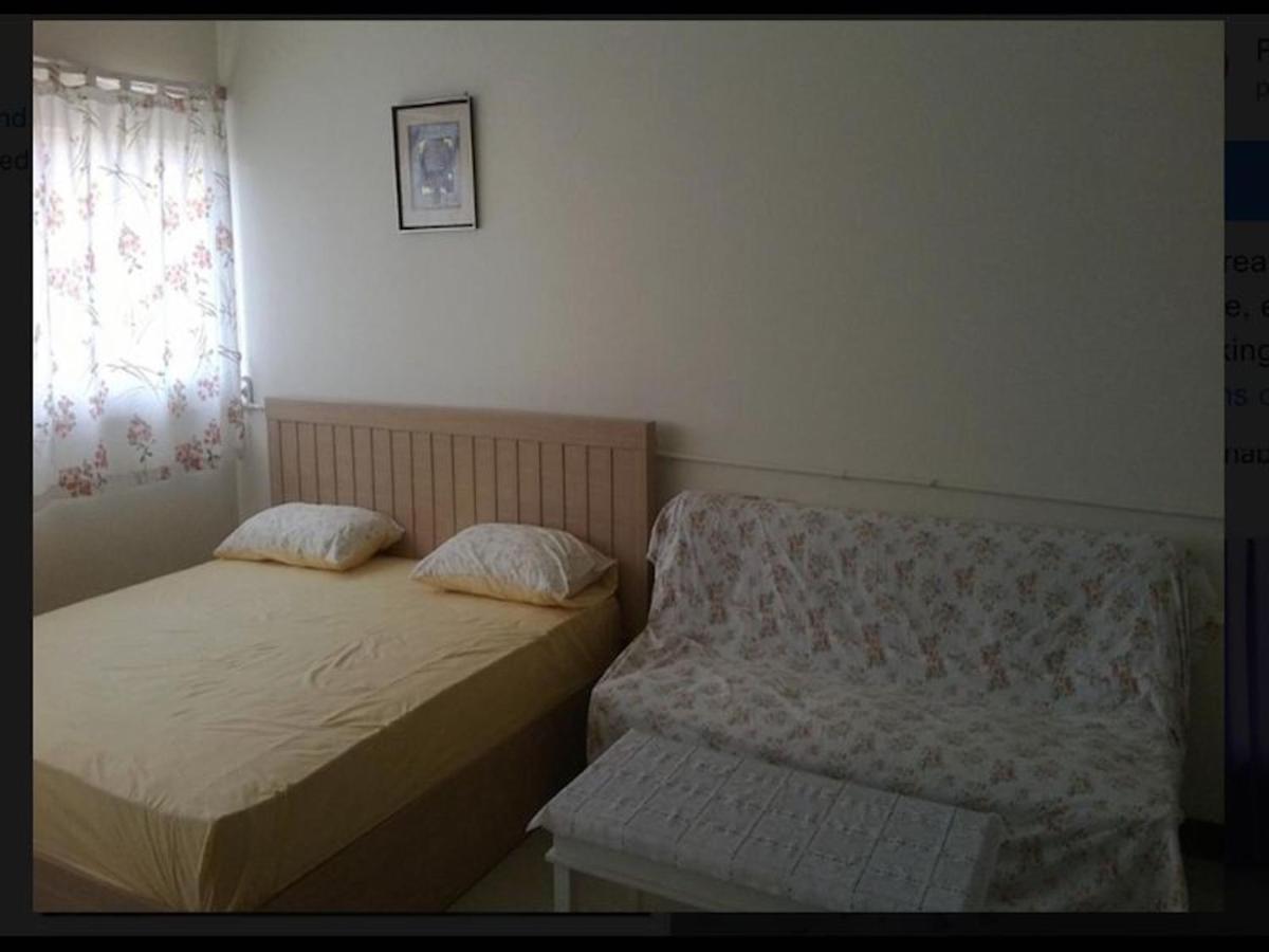 In Bb - Thailand Taxiapartment