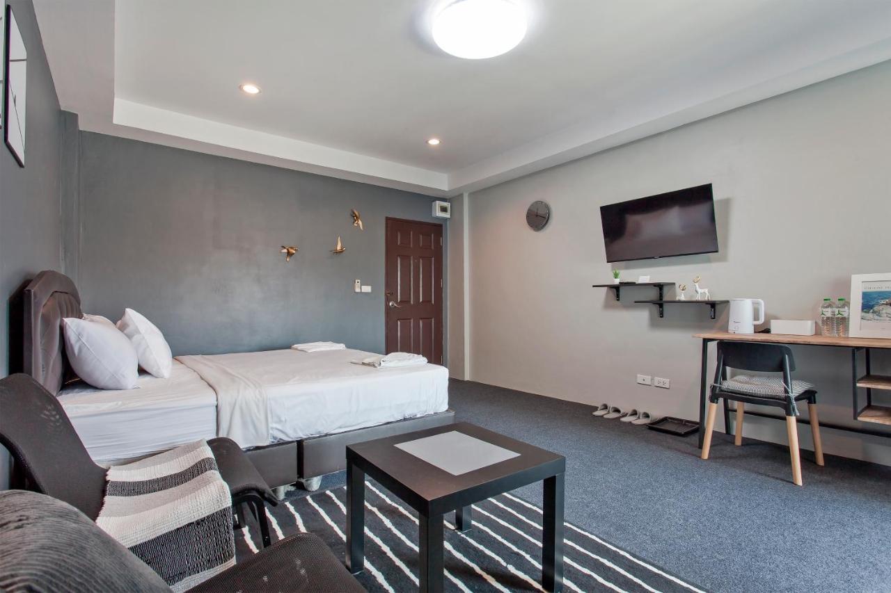 Cozzi By Grand Airport Albergue *