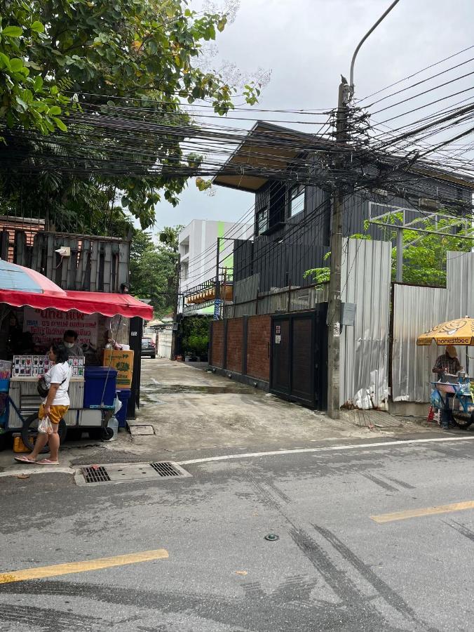 Baan 75, Sukhumvit 42