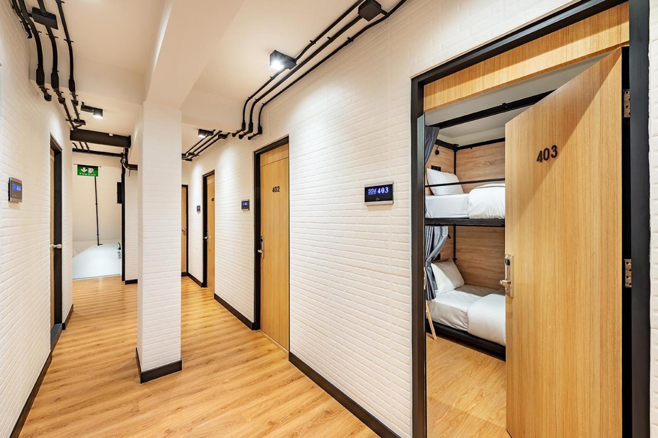 Siam Subway Hostel&café Bangkok