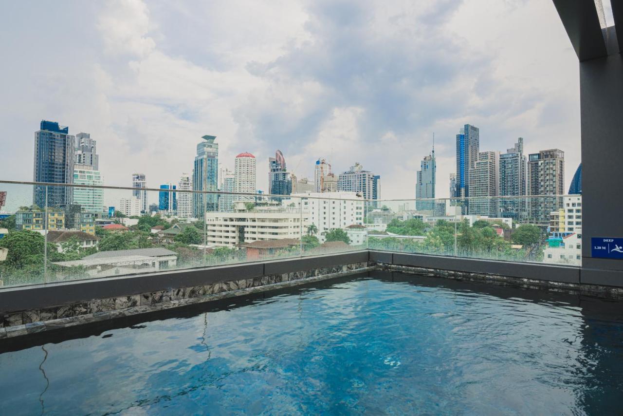 Voque & Serviced Sukhumvit 51 Hotell 4*