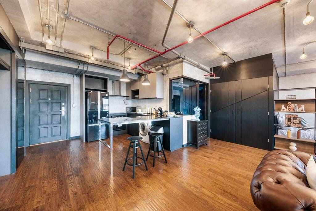 Loft Style Skyline 100 Sq.m. Apartamento *