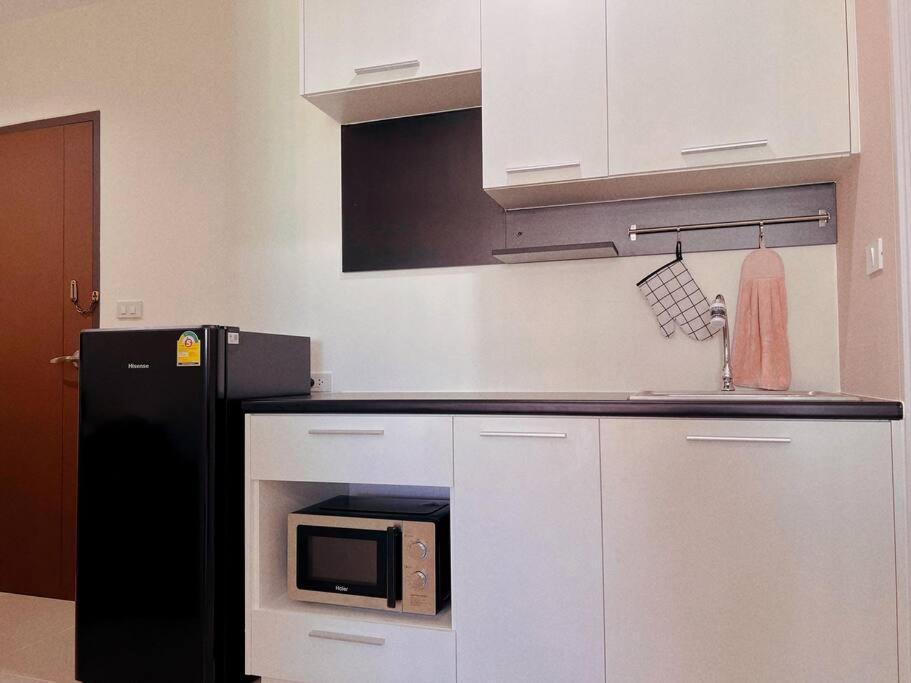 29th Floor Studio, Cozy Workplace, Long Stay, Wide Space Apartment Bangkok